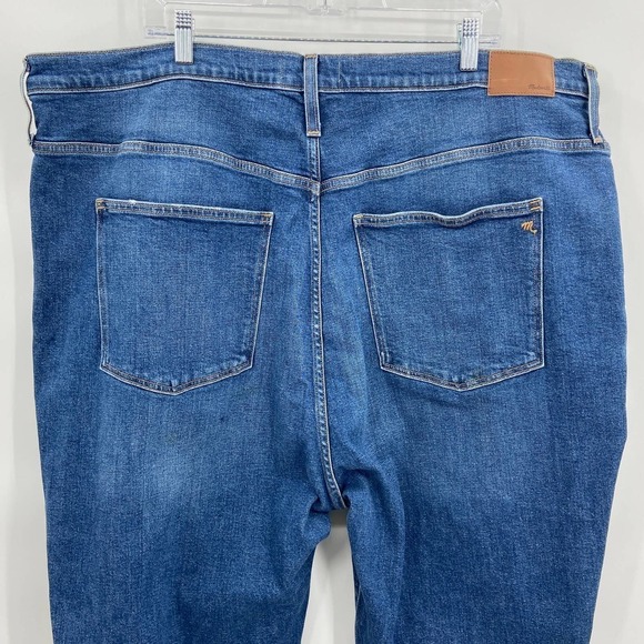 MADEWELL The Mom Jean Distressed Medium Wash Denim Blue Jeans Size 37 - Picture 4 of 9